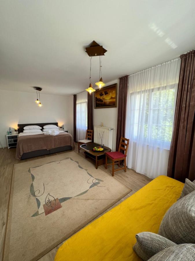 Aparts4ring Apartment *